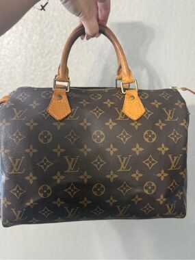 Louis Vuitton Monogram Speedy 30
